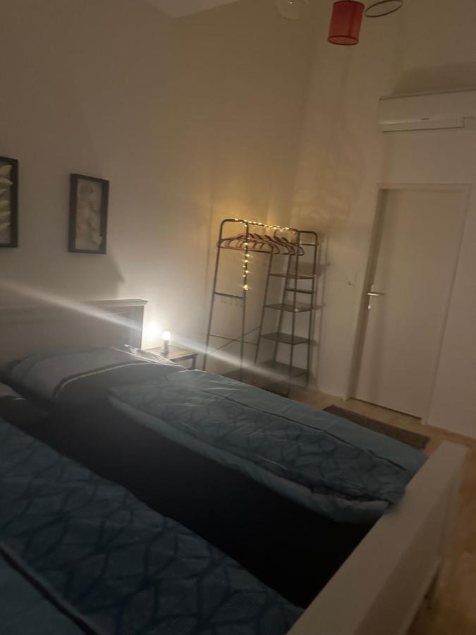 Klimatisiertes Dachgeschoss City Apartment In Zentrum Wiens Kültér fotó