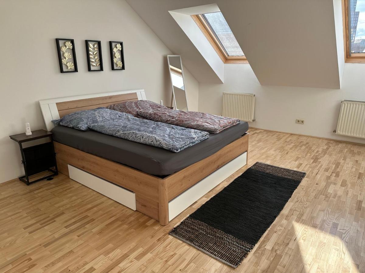 Klimatisiertes Dachgeschoss City Apartment In Zentrum Wiens Kültér fotó