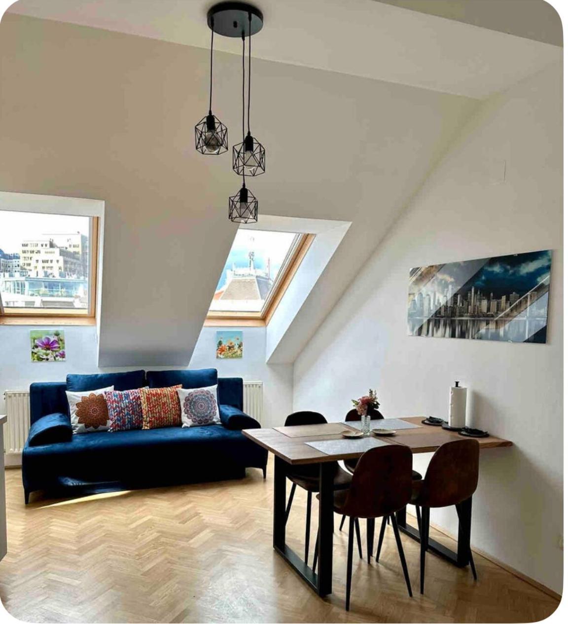Klimatisiertes Dachgeschoss City Apartment In Zentrum Wiens Kültér fotó
